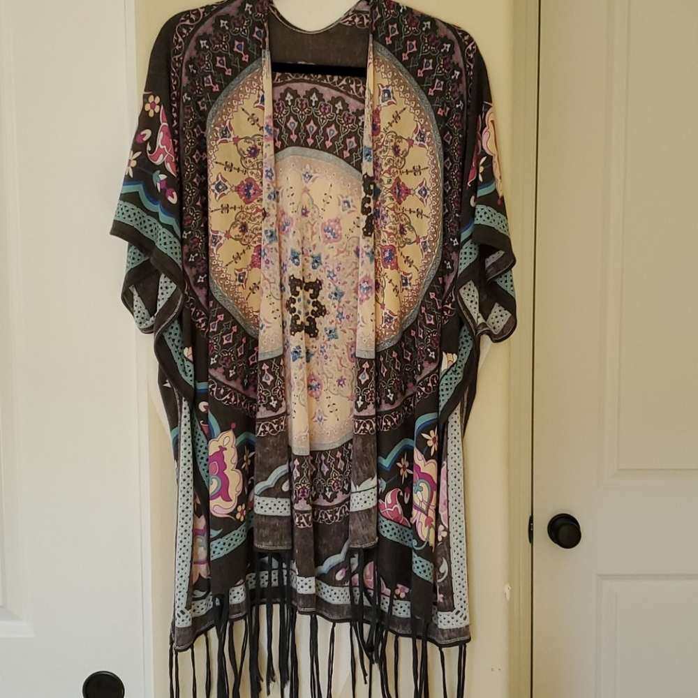 Fringed kimono